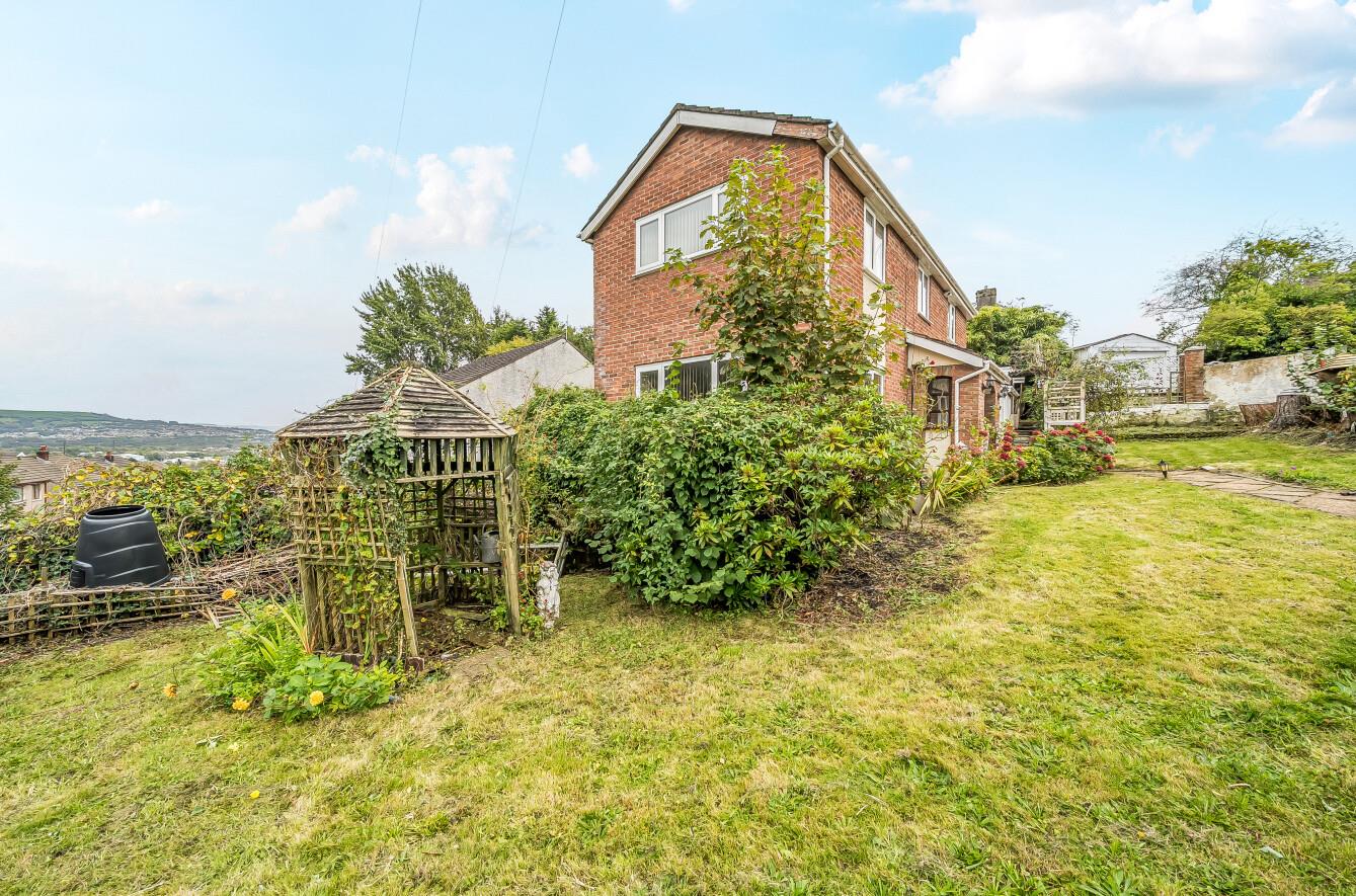 Lan Street, Morriston, Swansea, SA6 7AY